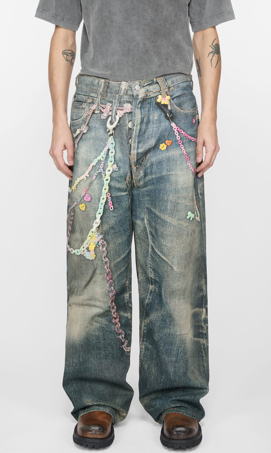 1981F Baggy Fit Jeans with wide-leg relaxed silhouette - District 97 Clothing streetwear denim